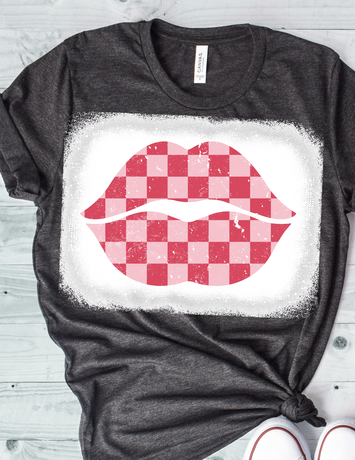 Distressed Retro Checkered Lips